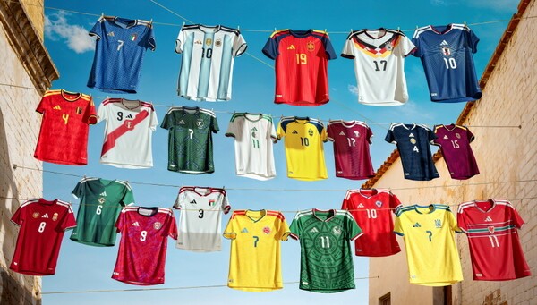 아디다스, 2026 FIFA 월드컵 앞두고 역대 최대 22개국 '홈 저지 컬렉션' 공개