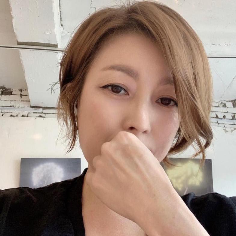 블랙니들 프로필 이미지