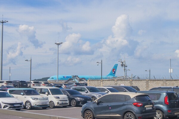 인천공항 극심한 주차난, 원인은 '직원 특혜 주차권' 남발 있었다