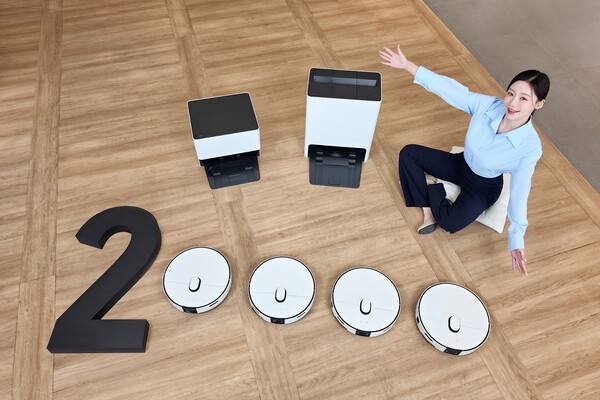 삼성전자 ‘비스포크 AI 스팀’ 로봇청소기, 월 판매량 2만 대 첫 돌파…