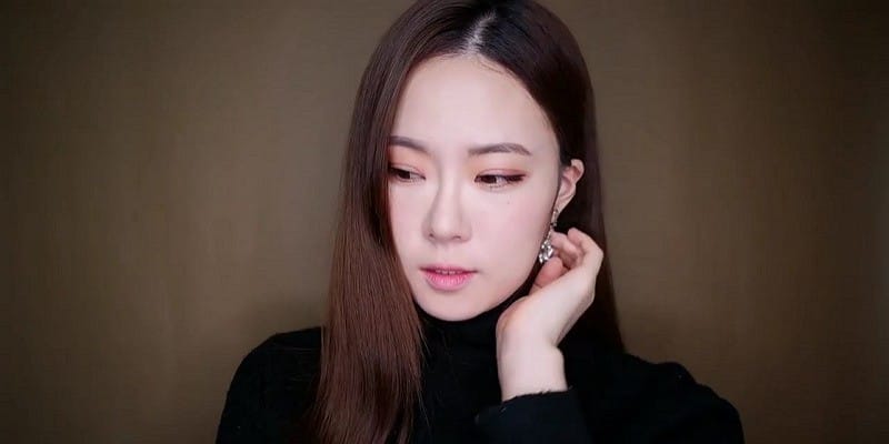 데일리에 하기 좋은 버건디 메이크업