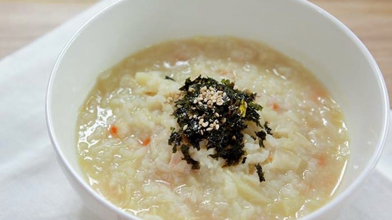속을 편안하게 달래 주는 양배추죽