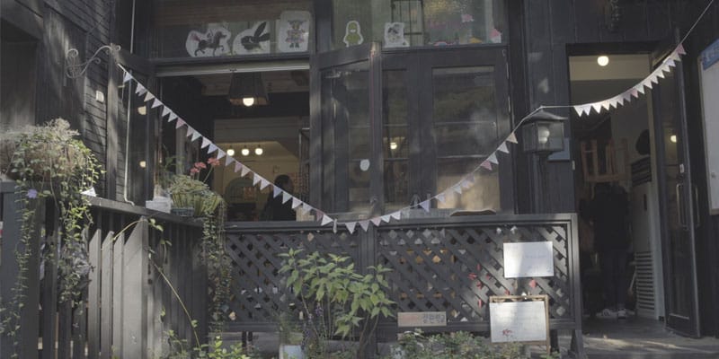 [2017 발견! 경기동네서점 전]작은 책방 주인, "요조"의 이야기