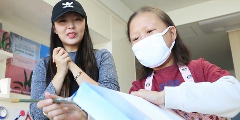 집과 병원 밖에 모르던 하은씨가 그린 '파라다이스'