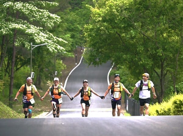 “가난도, 한계도 넘는다”…100km 기부 레이스에 모이는 응원의 클릭