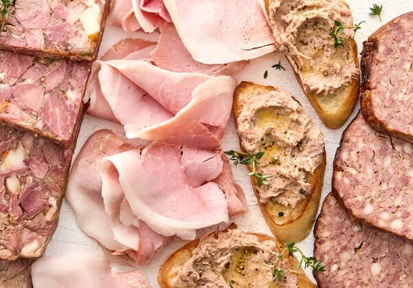 깊어지는 겨울밤, 시간을 머금은 한 점: 샤퀴테리(Charcuterie)