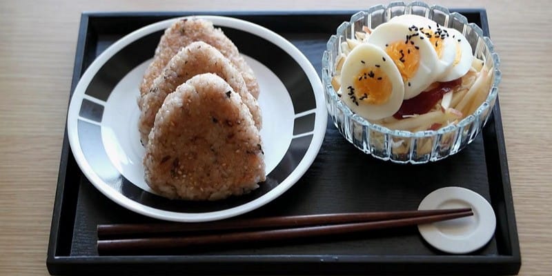 간단하지만 맛있는 야끼오니기리 만들기! 글 대표 이미지
