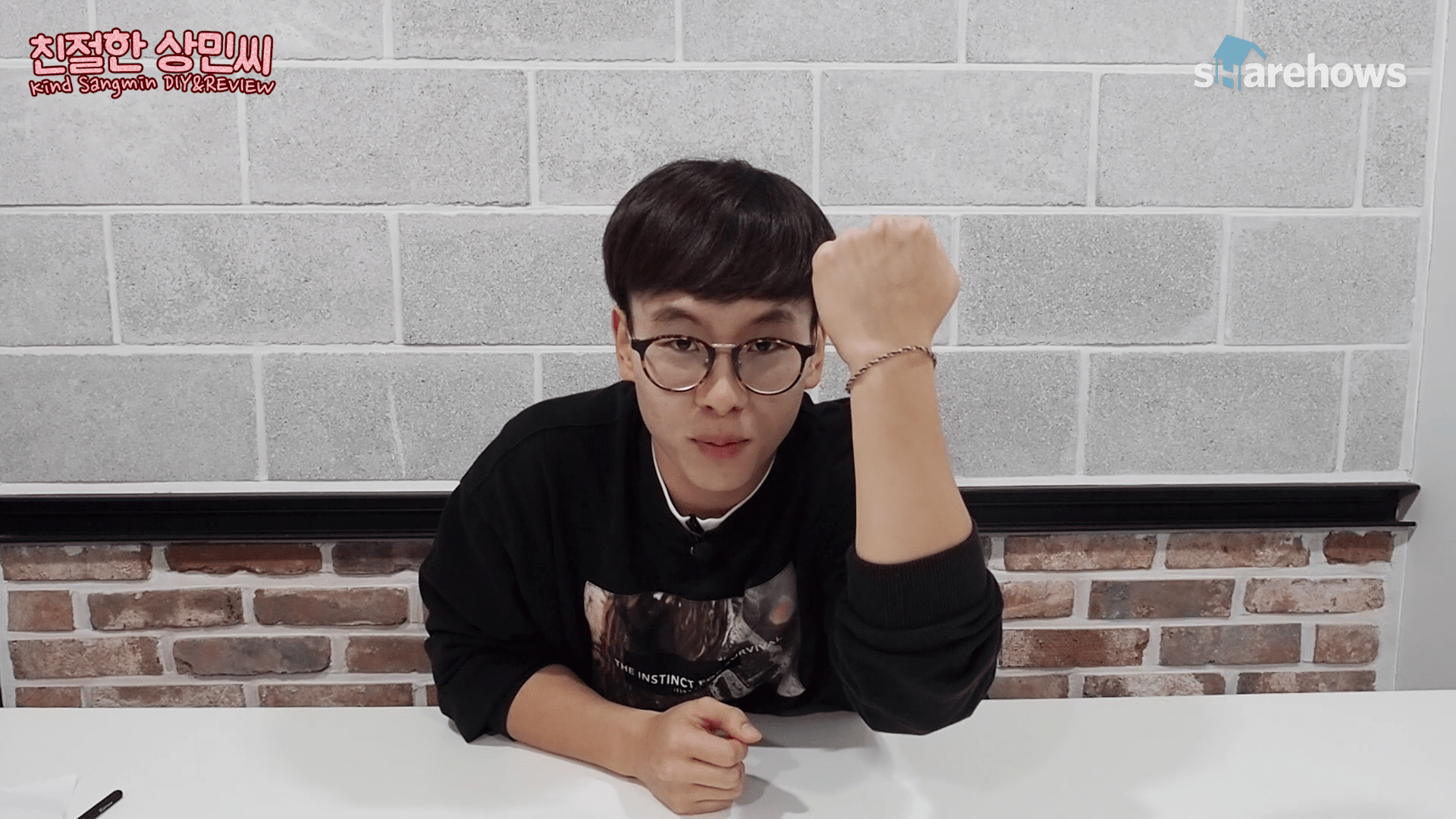 [메브리띵 36편] 친구나 연인과의 커플 아이템으로 딱! 실팔찌 만들기 글 대표 이미지