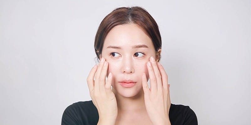 얼굴 예뻐지는 운동! 안색을 밝히는 페이스 요가 4가지 글 이미지