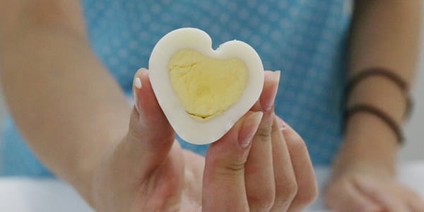 계란으로 하트 만들기