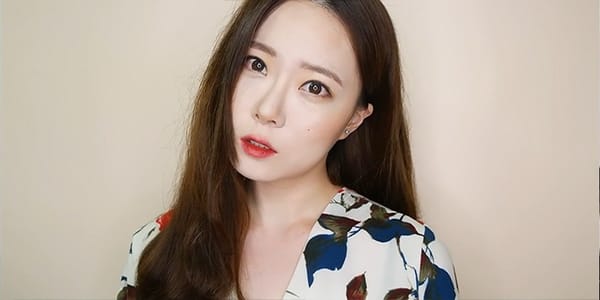 코스모폴리탄 아이유 메이크업