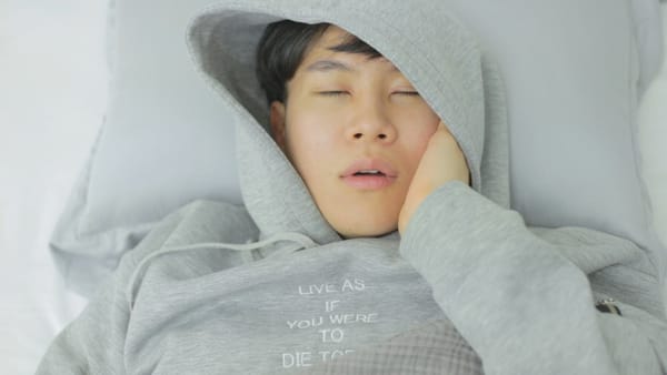 눈이 퉁퉁 부었을 때 대처법