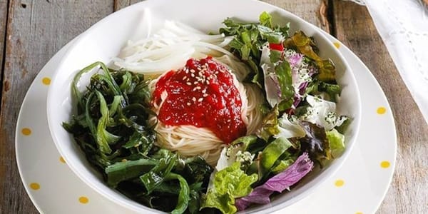 미세먼지 걱정 없애주는 착한 한 끼, 해초 비빔국수