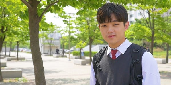 내가 이 씬을 지배하겠어! 첫 알바, 무시당하지 않는 방법