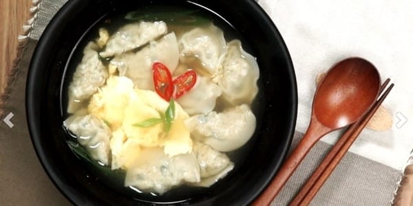 혼밥러들에게 강려크하게 추천! 5분만두달걀국