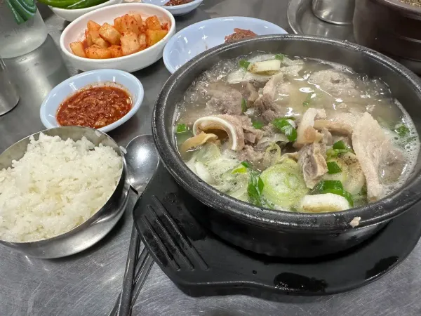 내 가게에서 장사하는 게 꿈이었는데, 지금 너무 좋아 - 버드나무 순대국 어머님을 만나다.